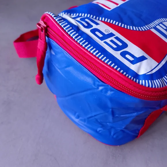 Vintage 90s KFC x Pepsi Insulated Lunch Bag Cooler, Deadstock NWT - Picture 6 of 10